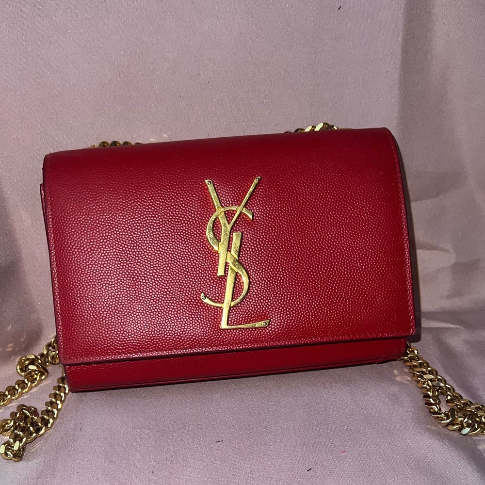 Saint Laurent KATE SMALL CHAIN BAG IN GRAIN DE POUDRE EMBOSSED LEATHER